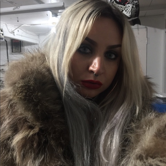 Meet your posher -🙃Leashy - Picture 3 of 6